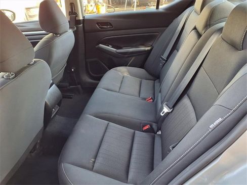 Used 2023 Nissan Altima 2.5 SV image 8