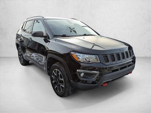Used 2020 Jeep Compass Trailhawk w/ Leather Interior Group image 3