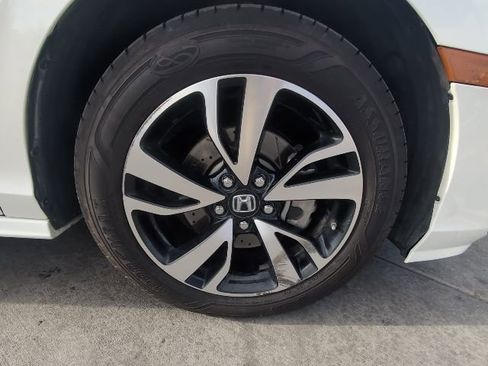 Used 2018 Honda Odyssey Elite image 33