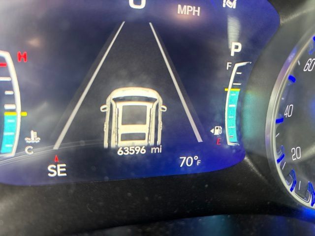 Used 2024 Chrysler Pacifica Touring-L FWD image 18