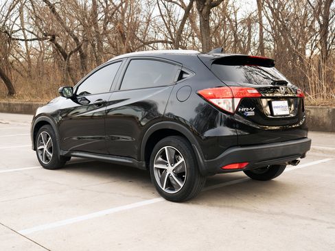 Used 2021 Honda HR-V EX image 7