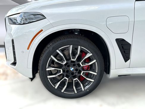 New 2026 BMW X5 xDrive50e AWD/4WD image 12