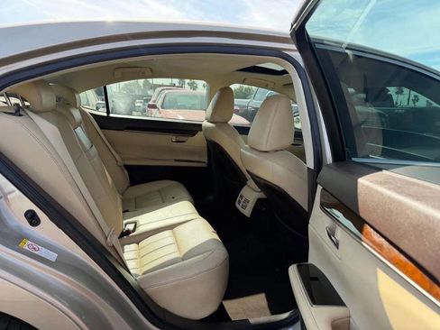 Used 2016 Lexus ES 350 w/ Luxury Package w/Wood Trim FWD image 23