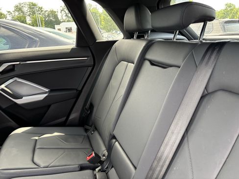 Used 2024 Audi Q3 2.0T Premium AWD/4WD image 31