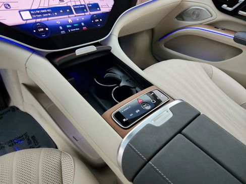 Certified 2025 Mercedes-Benz EQS 450+ Sedan image 22