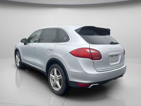Used 2012 Porsche Cayenne image 6
