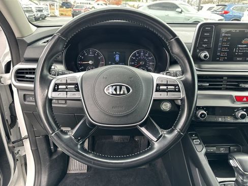 Used 2020 Kia Telluride S image 11