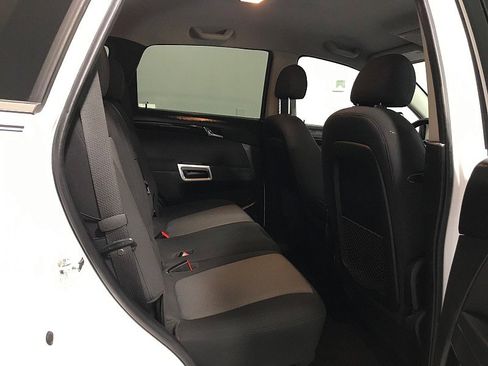Used 2013 Chevrolet Captiva Sport LT FWD image 19