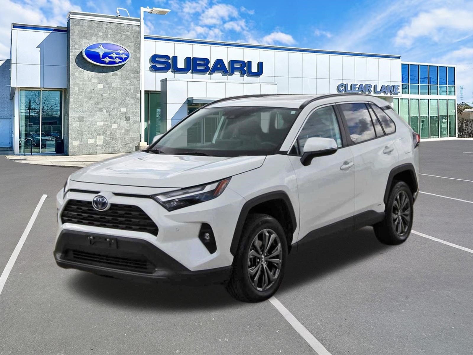 Used 2024 Toyota RAV4 XLE Premium w/ Weather Package AWD/4WD image 3