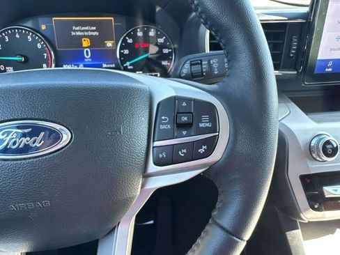 Used 2023 Ford Explorer XLT w/ Equipment Group 202A image 29