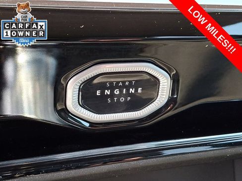 Used 2026 Jeep Grand Cherokee Altitude AWD/4WD image 26
