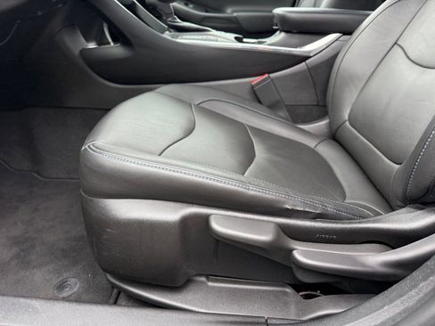 Used 2018 Chevrolet Volt Premier w/ Driver Confidence Package image 14