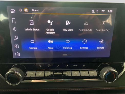 New 2025 Chevrolet Colorado Z71 image 13