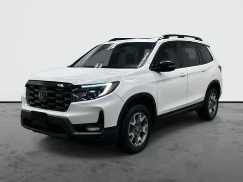 Certified 2023 Honda Passport TrailSport image 1