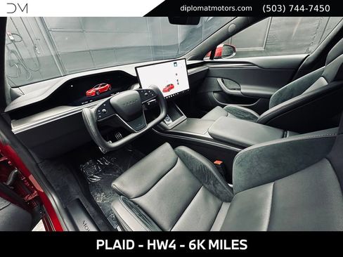 Used 2024 Tesla Model S Plaid AWD/4WD image 16