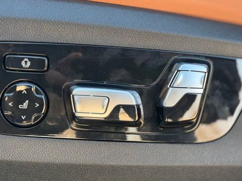 New 2026 BMW X7 xDrive40i w/ M Sport Package image 16