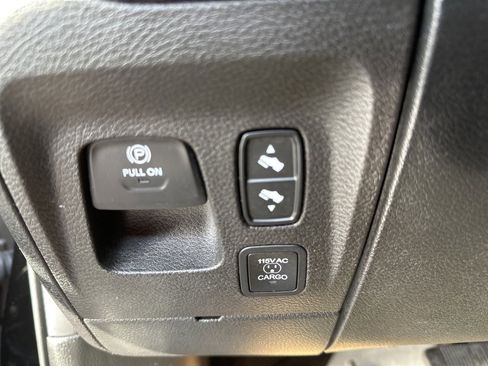 Used 2020 RAM 1500 Laramie image 33