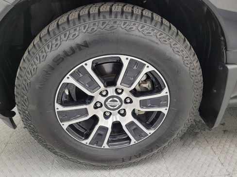 Used 2021 Nissan Titan SV w/ SV Convenience Package image 31