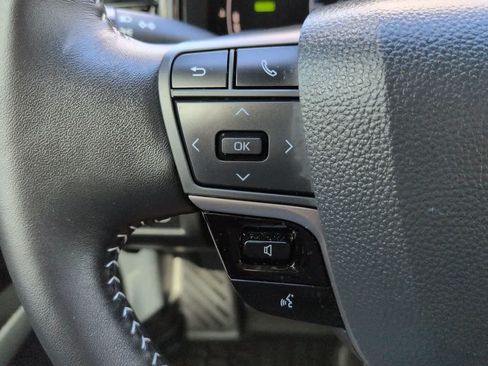 Used 2026 Toyota Camry SE FWD image 22