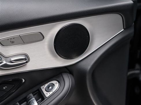 Used 2022 Mercedes-Benz GLC 300 image 24