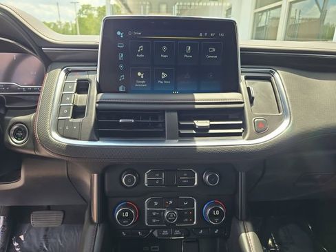 Certified 2024 Chevrolet Suburban RST RWD image 19