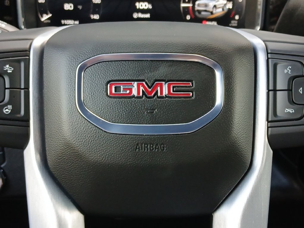 Used 2026 GMC Sierra 1500 Elevation w/ Elevation Select Package AWD/4WD image 5