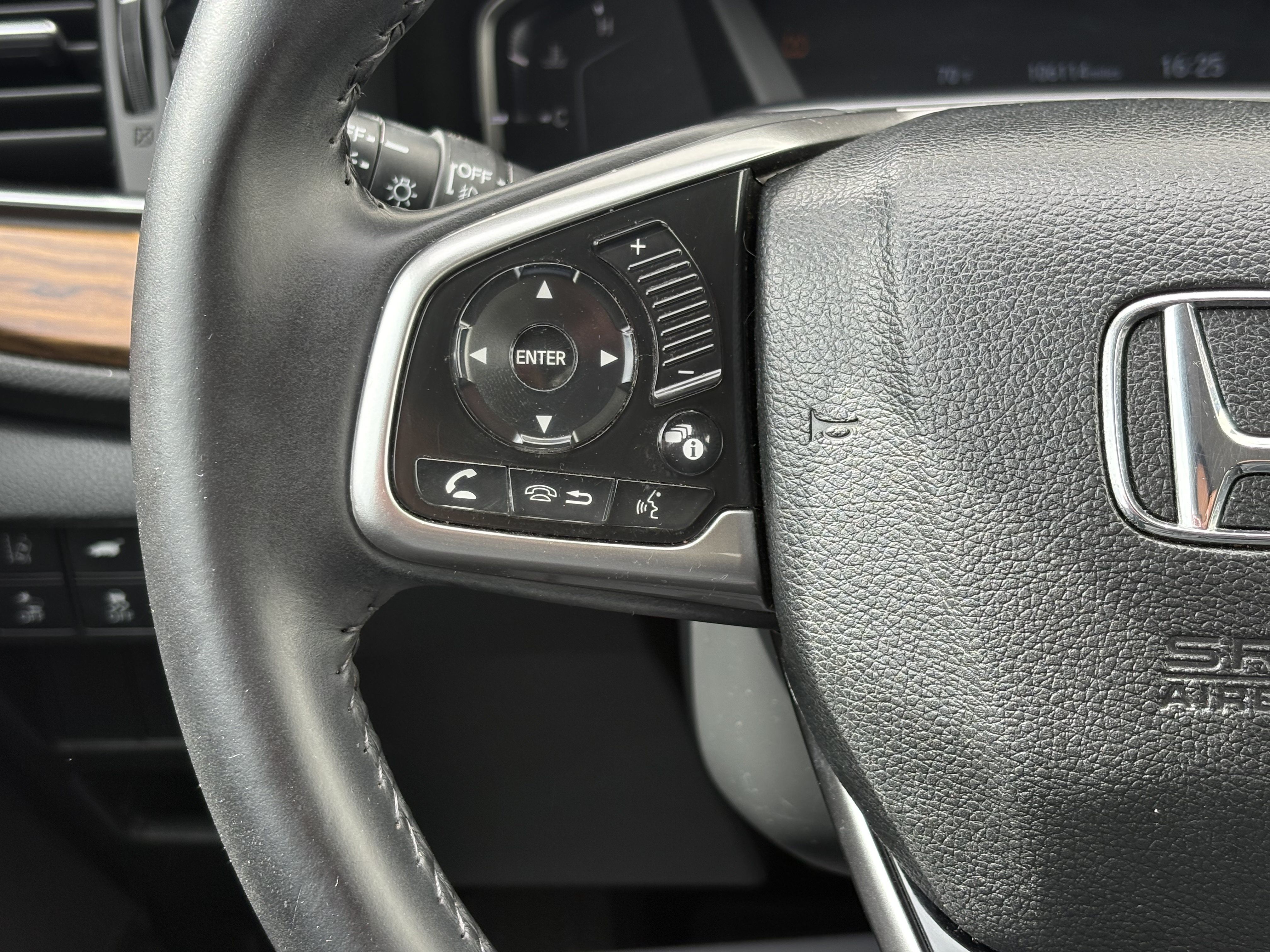 Used 2017 Honda CR-V EX-L image 17
