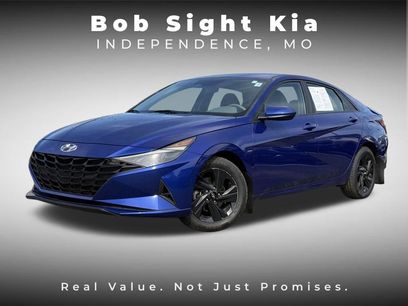 Used 2023 Hyundai Elantra SEL w/ Preferred Accessory Package