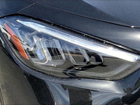 New 2025 Mercedes-Benz GLA 35 AMG 4MATIC image 18