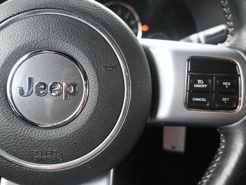 Used 2016 Jeep Wrangler Unlimited Sahara w/ Max Tow Package AWD/4WD image 27