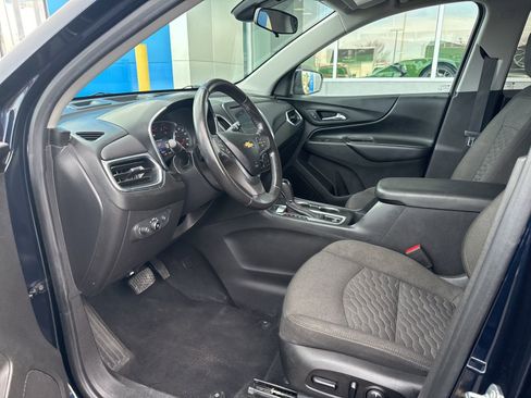 Used 2021 Chevrolet Equinox LT image 19
