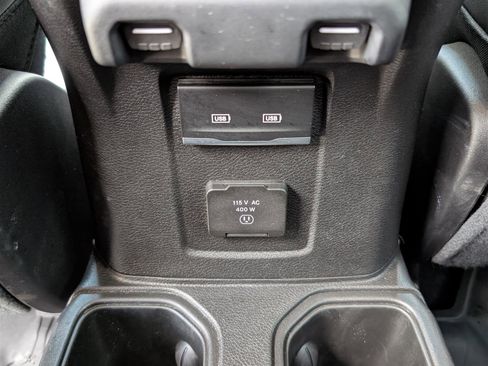 Used 2024 Jeep Gladiator Rubicon image 17