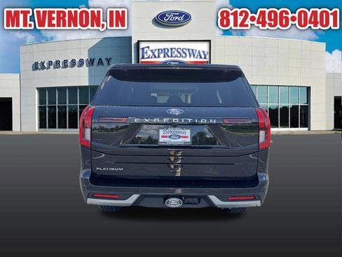 Used 2025 Ford Expedition Platinum AWD/4WD image 8