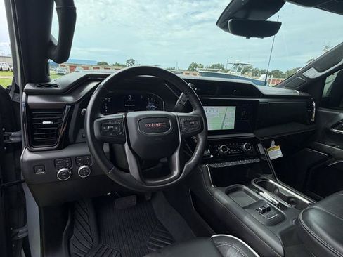 Used 2025 GMC Sierra 2500 AT4X w/ AT4X AEV Edition AWD/4WD image 11