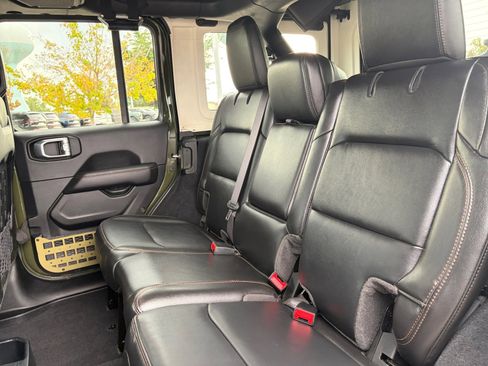 Used 2023 Jeep Wrangler Unlimited Rubicon 392 w/ Xtreme Recon 35" Tire Package AWD/4WD image 21