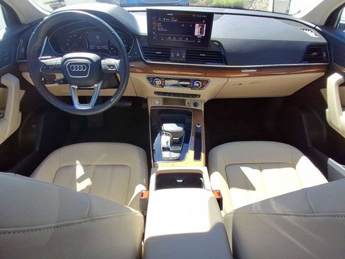 Used 2023 Audi Q5 2.0T Premium w/ Convenience Package AWD/4WD image 10