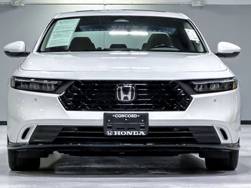 Used 2024 Honda Accord EX-L image 6