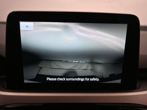 Used 2022 Ford Escape SE w/ SE Sport Appearance Package AWD/4WD image 17