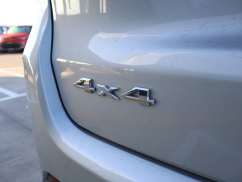 Used 2024 Jeep Compass Limited image 18