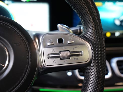 Used 2023 Mercedes-Benz GLS 63 AMG 4MATIC image 40