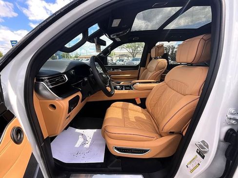 New 2026 Jeep Grand Wagoneer L Summit AWD/4WD image 15