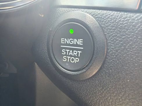 Used 2021 Ford Escape Titanium AWD/4WD image 42
