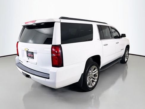 Used 2016 Chevrolet Suburban LS RWD image 9