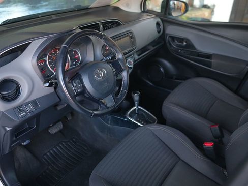 Used 2016 Toyota Yaris SE image 15