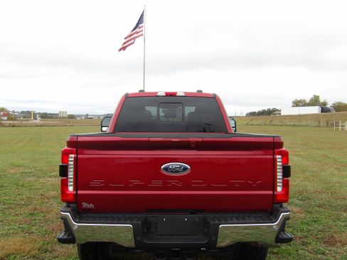 New 2026 Ford F250 Lariat image 7