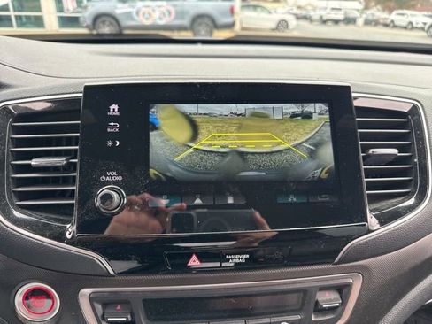 Certified 2023 Honda Passport TrailSport image 18