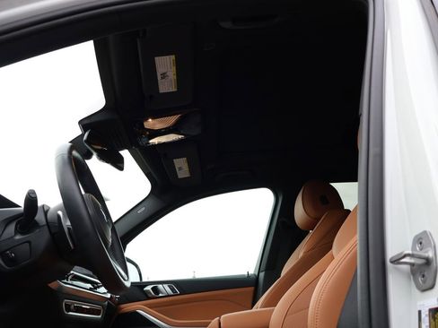 Certified 2024 BMW X5 xDrive40i w/ M Sport Package image 42