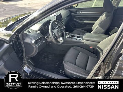 Used 2019 Nissan Altima 2.5 SV image 9