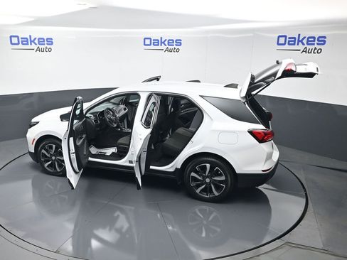 Used 2022 Chevrolet Equinox LT w/ LPO, Blackout Package FWD image 58