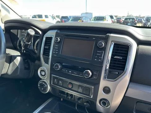 Used 2018 Nissan Titan PRO-4X w/ Pro-4x Utility Package image 6